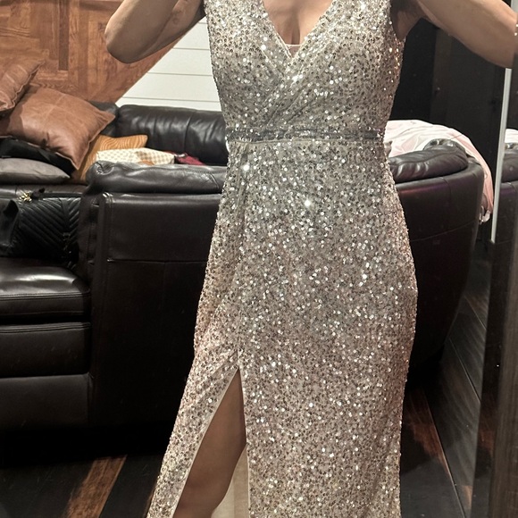 V-Neck Long Dress with Tags - Picture 3 of 7